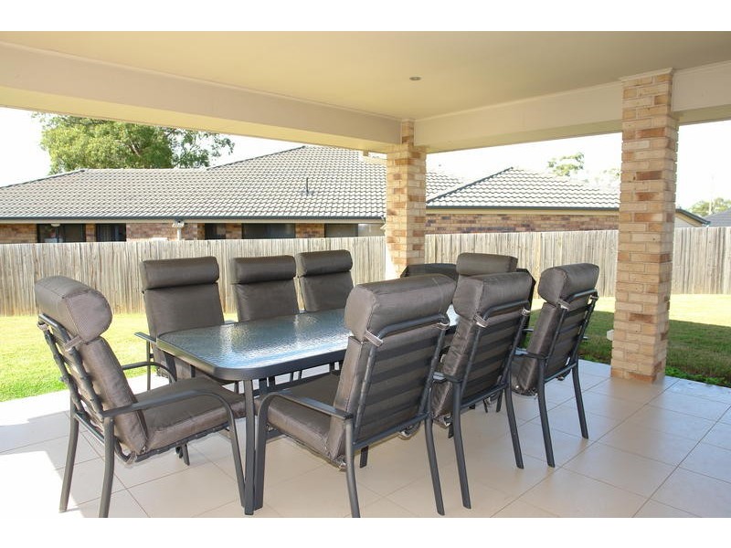 148 Boscombe Road, Brookfield QLD 4069